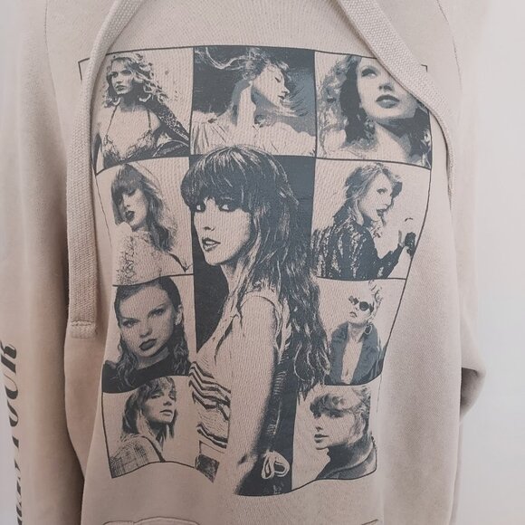 Taylor Swift The Eras Tour Oversized Tan Hoodie Size Med - Picture 11 of 11